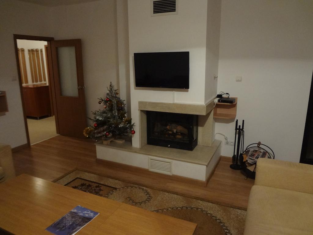 Deluxe Apartments 潘波洛沃 客房 照片