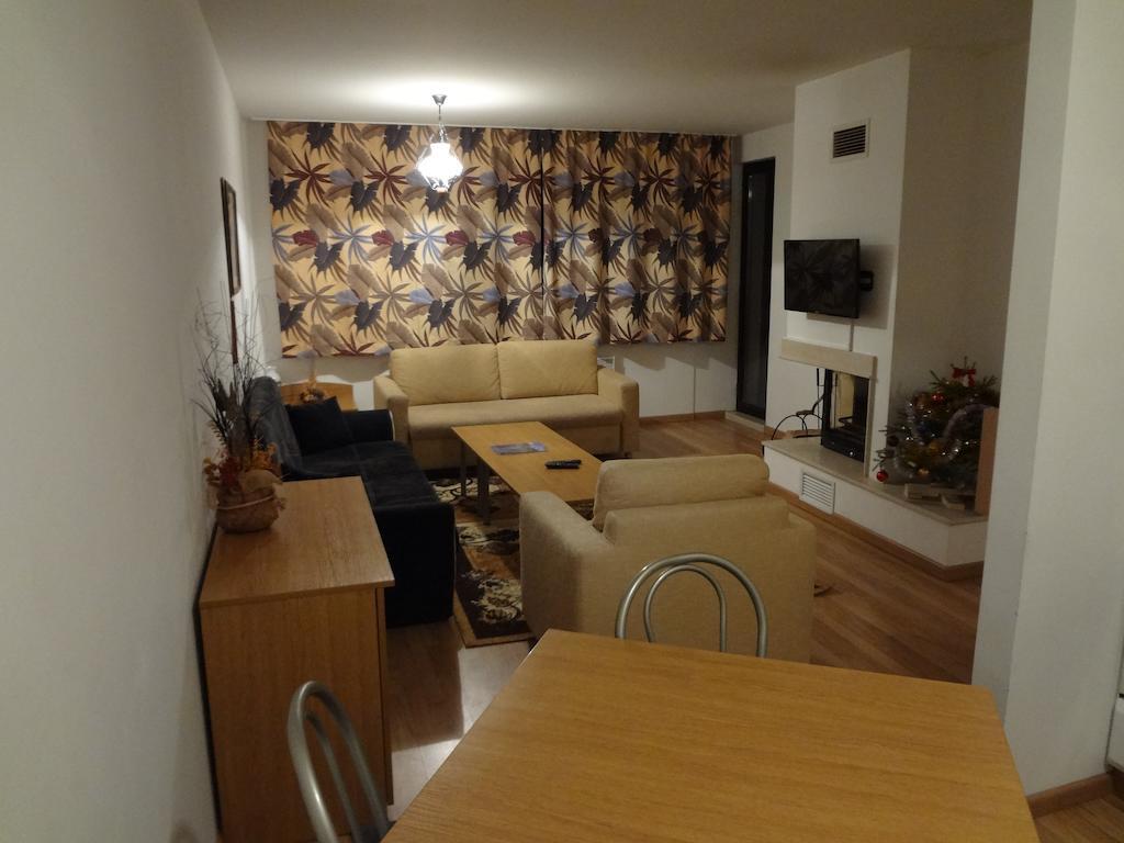 Deluxe Apartments 潘波洛沃 外观 照片